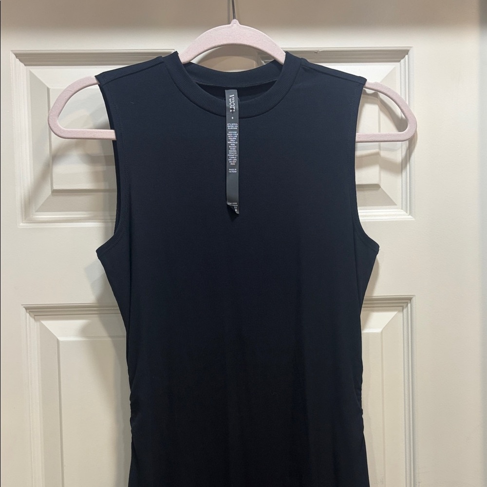 Vuori Classic Black Midi Dress - Picture 3 of 5